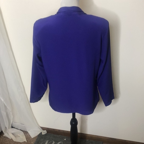 Chaus petites size 8 blue button paced should blouse - Picture 13 of 13